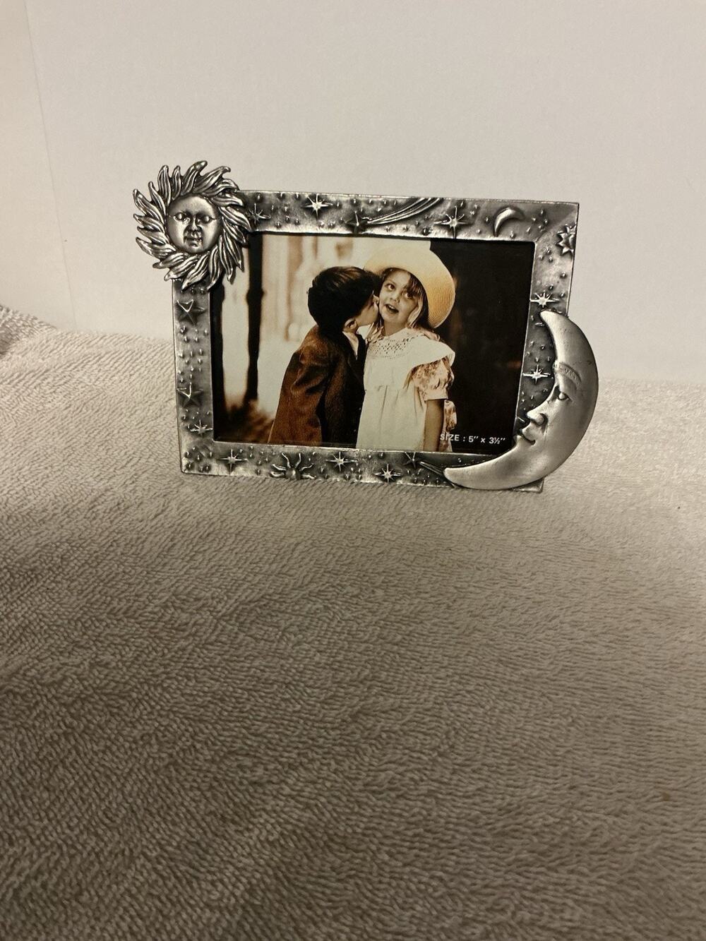 Vintage 90s Celestial Sun Moon & Stars Pewter Tone Metal Picture Frame 3X5” X 5”